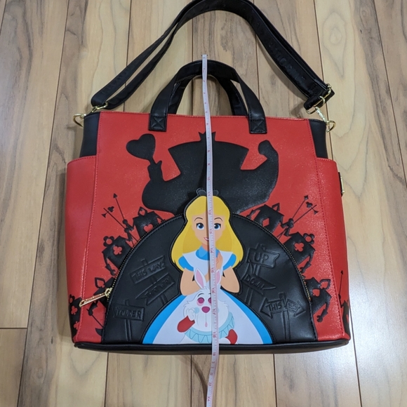 EUC! Loungefly Disney Alice In Wonderland Villians Convertible Tote Bag Backpack - Picture 16 of 16